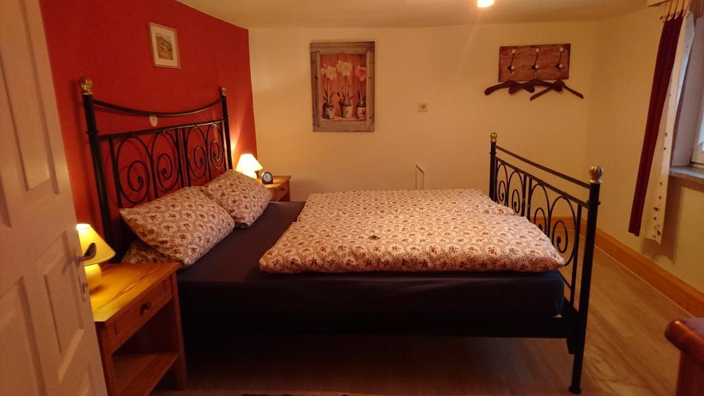 Ferienhaus Vom Bahratal Hausen  Ngoại thất bức ảnh
